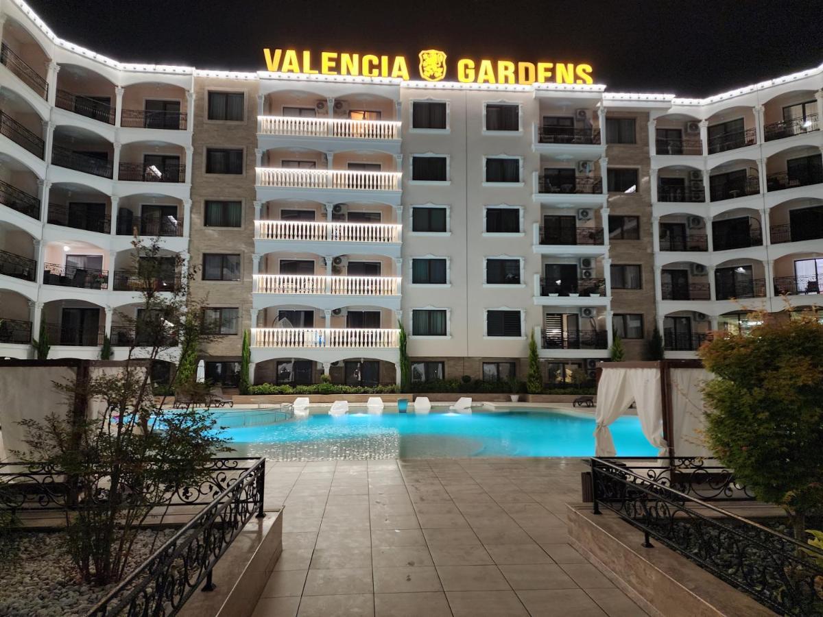 Valencia Gardens Lux 4 Per. *